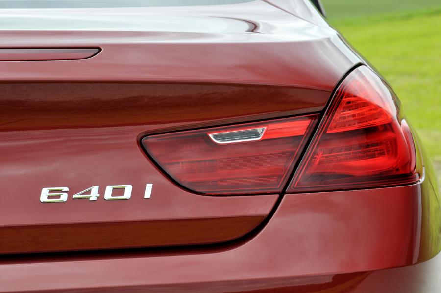  BMW 640i Coupe 2011 года  (фото 8 из 100)
